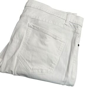 Amazon Essentials Men's Athletic White Straight Leg Jeans‎ 38W x 32L